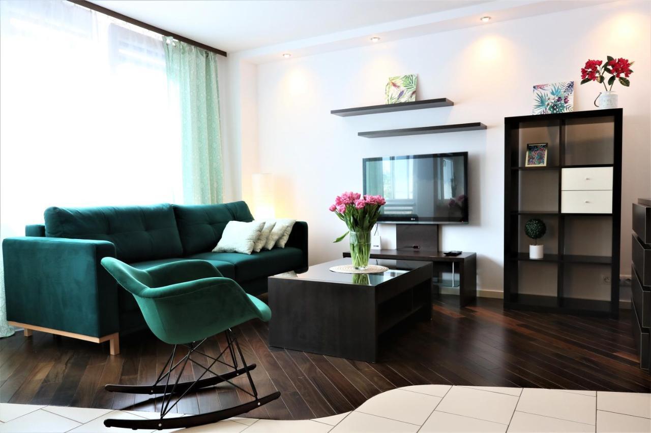 Stylish And Spacious By Cooee Apartments Βαρσοβία Εξωτερικό φωτογραφία