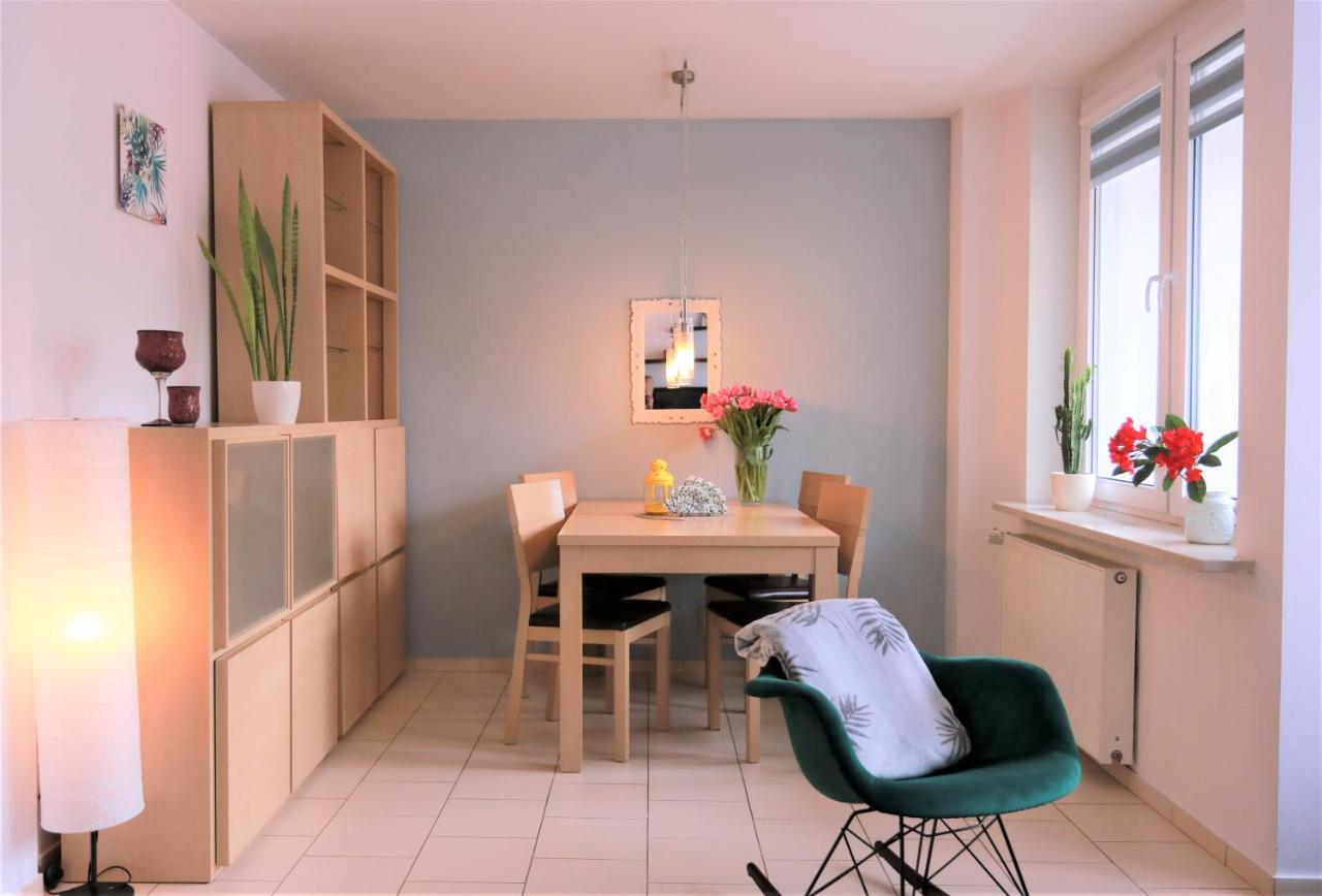 Stylish And Spacious By Cooee Apartments Βαρσοβία Εξωτερικό φωτογραφία