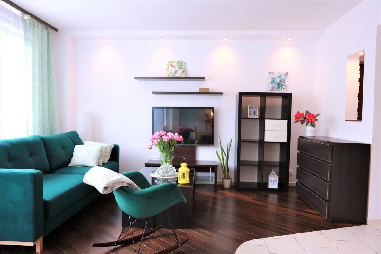 Stylish And Spacious By Cooee Apartments Βαρσοβία Εξωτερικό φωτογραφία
